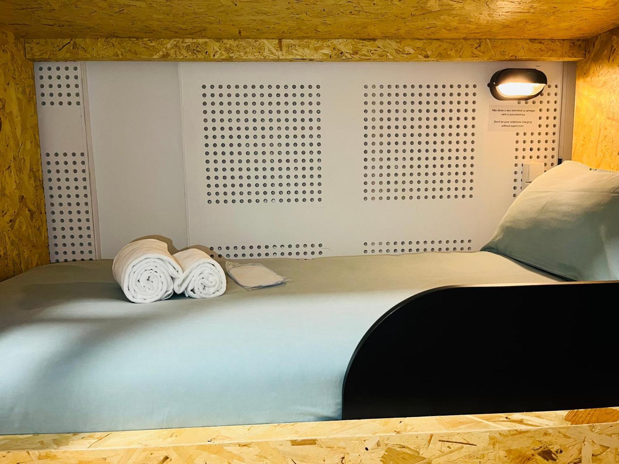 Hostel Rock School ,algarve